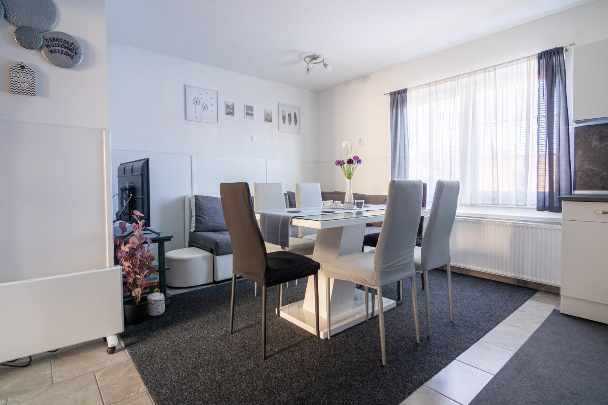 Apartma Ella Lovrenc na Pohorju Eksteriør billede